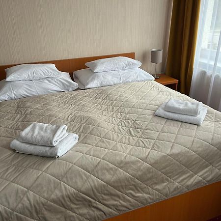 Hotel Evan U Hoffera Topoľčany Εξωτερικό φωτογραφία