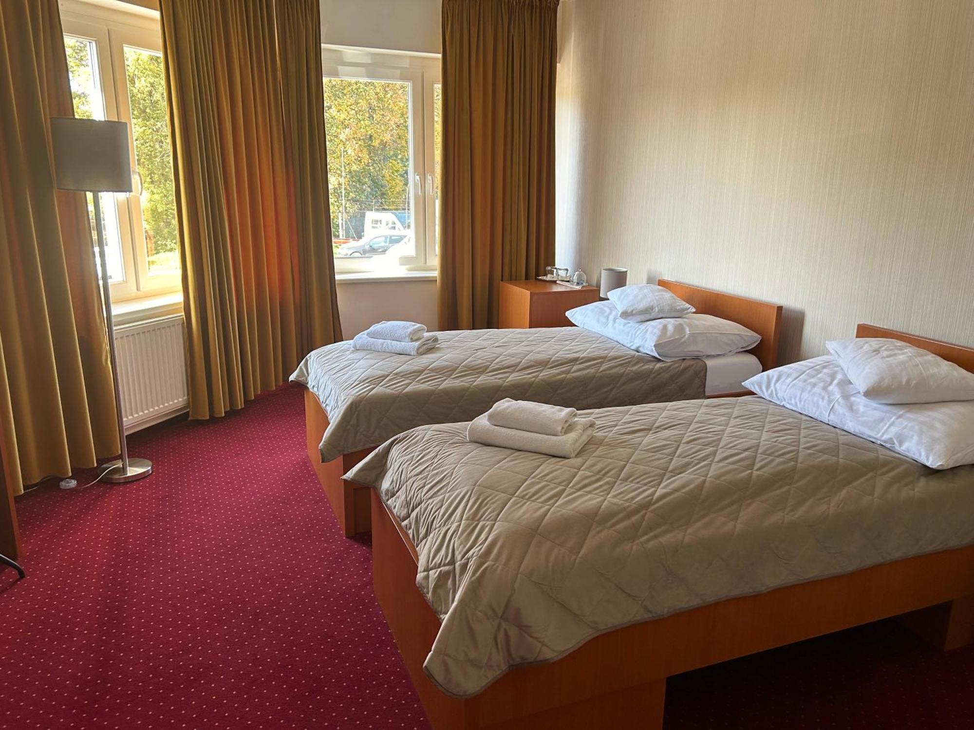 Hotel Evan U Hoffera Topoľčany Εξωτερικό φωτογραφία